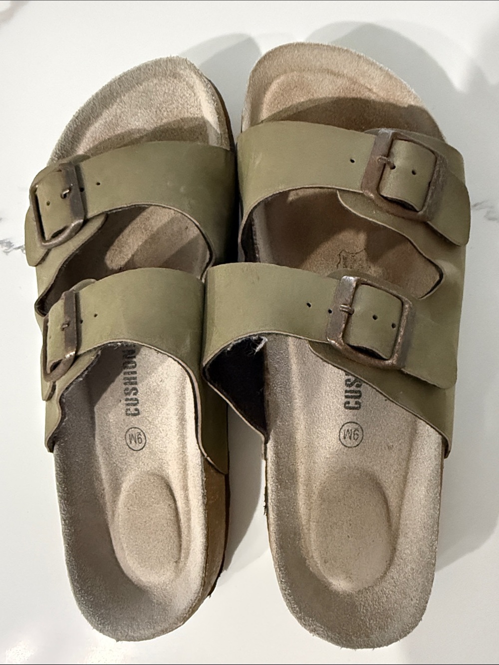 Cushionaire size 9 women’s Olive Green Double-Buckle Comfort Slides